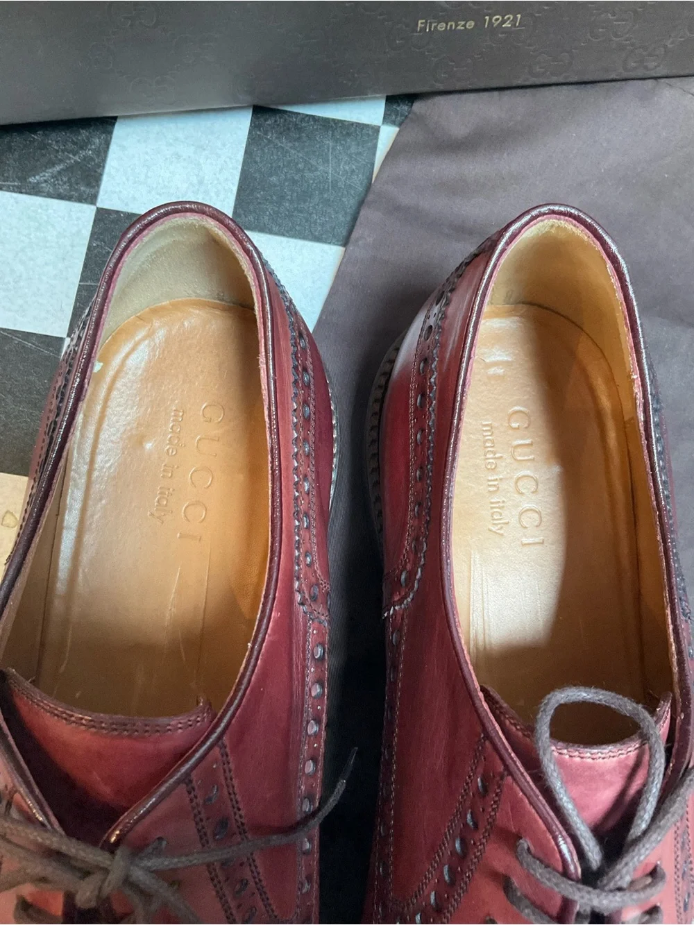 Gucci Men’s Bordeaux Leather Wingtip Oxfords